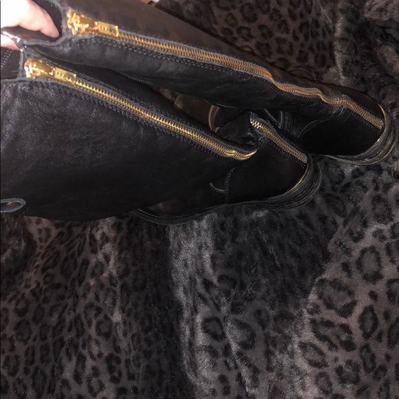 BLK LEATHER STEVE MADDEN HEELED ZIPPER BOOTS SZ8.5 - Picture 15 of 16